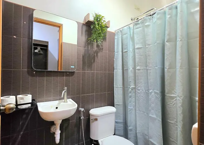 Apartment U7 La Guardia Townhouse 2 Bedroom Unit Near It Park Free Parking *