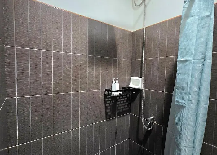 U7 La Guardia Townhouse 2 Bedroom Unit Near It Park Free Parking * Cebu