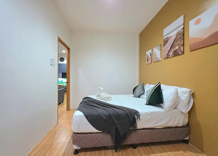 Apartment U7 La Guardia Townhouse 2 Bedroom Unit Near It Park Free Parking